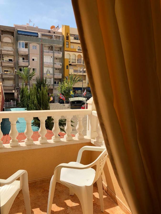 Sunny Appartment In The Center Torrevieja Exteriér fotografie