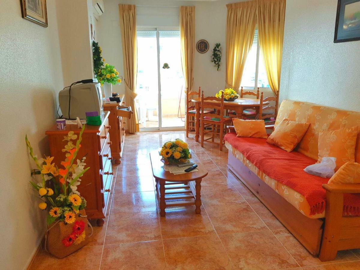 Sunny Appartment In The Center Torrevieja Exteriér fotografie